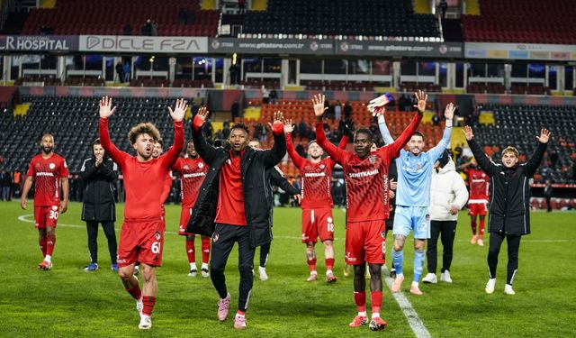 Gaziantep FK Pazar Günü Sahada