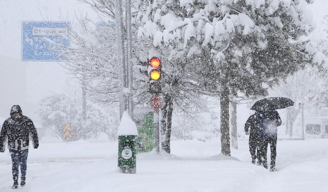 Kış Geri Dönüyor: Kar ve Yağmur Kapıda