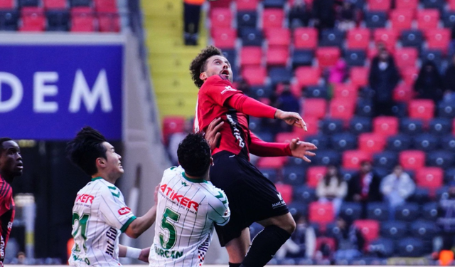 Gaziantep FK’da cezalı listesi kabarıyor