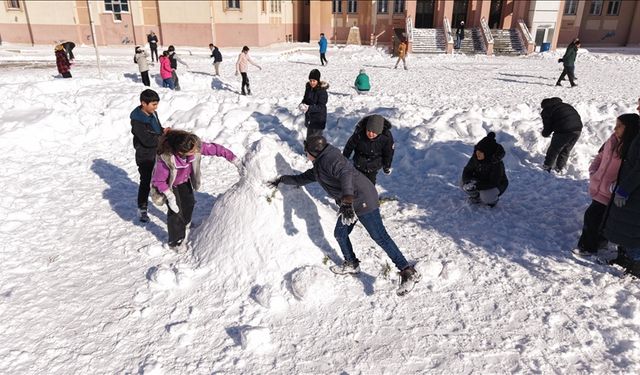 Rektörden Öğrencileri Sevindiren Tatil Kararı