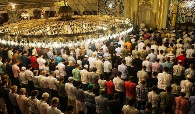 Gaziantep’te Bayram Namazı Saat Kaçta Kılınacak?