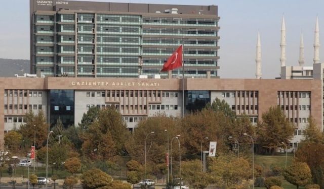 Gaziantep Adliyesi’nde 3 yargı mensubuna şok karar