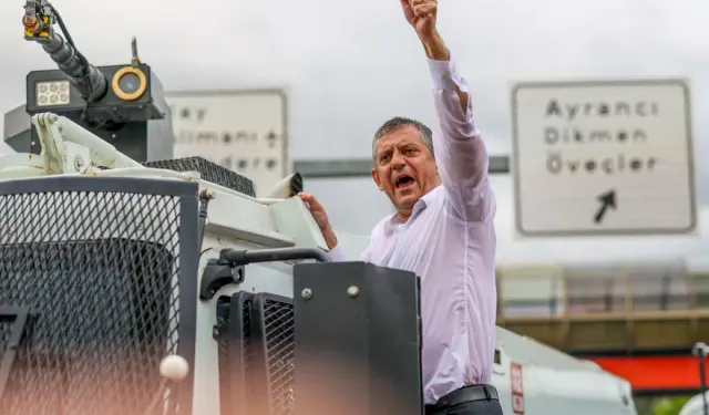CHP’de Kriz Derinleşiyor