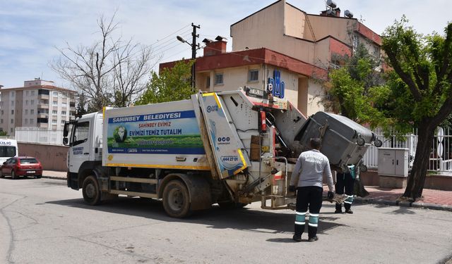 Şahinbey Ekiplerinden Bayramda Kesintisiz Hijyen!