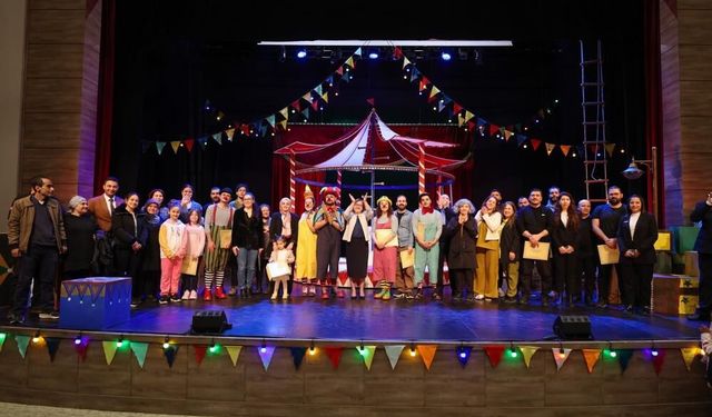 Şehir Tiyatrosu’ndan Çocuklara Sevgi Dolu Oyun