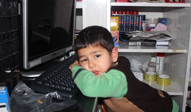 Ekran Başında Geçen Süre Alarm Veriyor