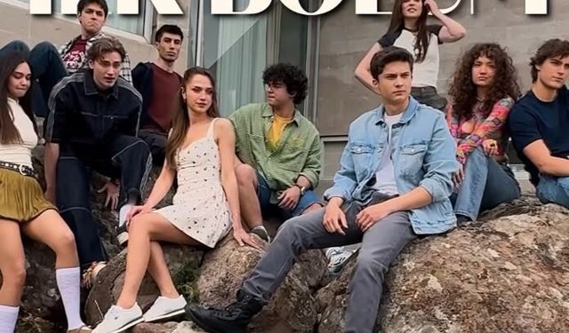 Kanal D'nin Yeni Dizisi "Daha 17" İzlenme Rekorları Kırıyor