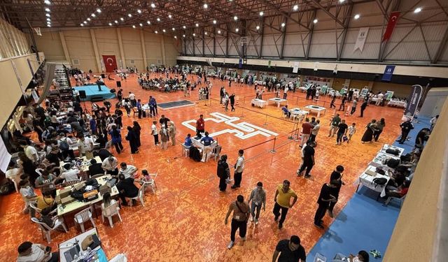 Robot Olimpiyatları'nda büyük heyecan