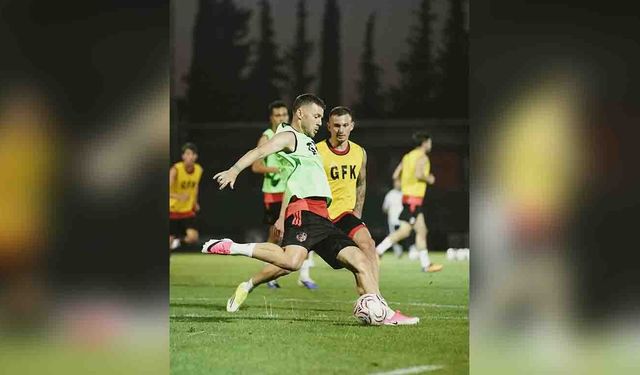 Gaziantep FK'da çift kale mesaisi