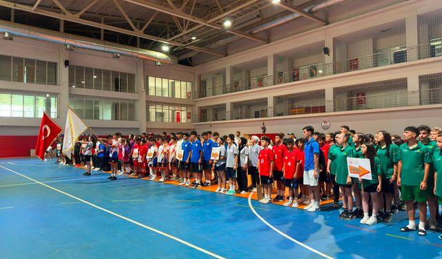Hokeyin Yıldızları Gaziantep'te Buluştu