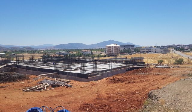 İslahiye'de sağlık yatırımları hız kesmeden sürüyor