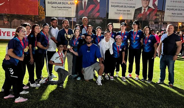 Krikette şampiyonluk Gaziantep'in