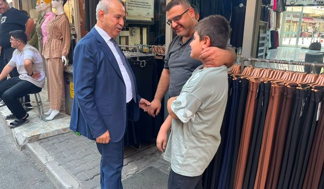 Başkan Kılıç Hazır Giyim Esnafı İle Bir Araya Geldi
