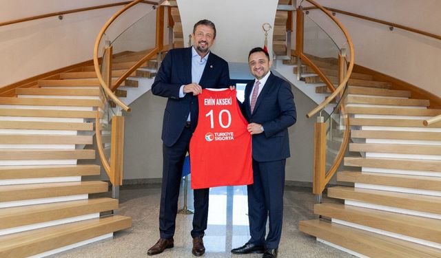 Milli maç öncesi anlamlı ziyaret