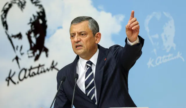 Özgür Özel'den CHP Kürsüsünde Veda Mesajı