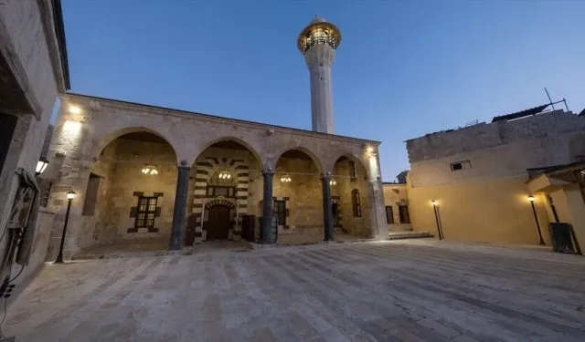 Gaziantep’in tarihi camisi yeniden ayağa kalktı