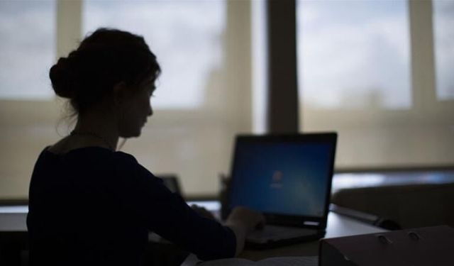 İnternetten Eğitimde Rekor Artış Kaydedildi