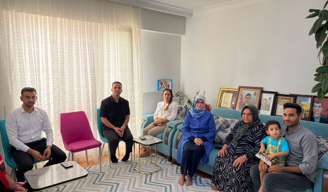 Gaziantep’te Şehitlerin Kapısı Tek Tek Çalındı