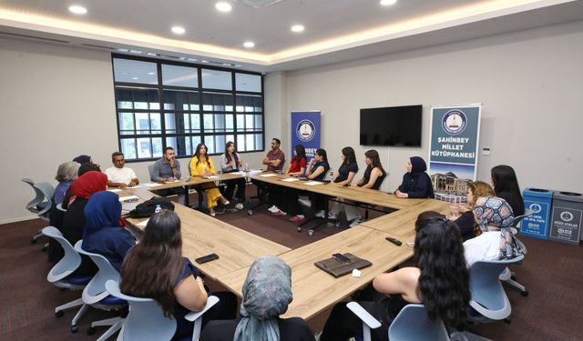 Gaziantep'te Yapay Zekâ Ve İletişim Masaya Yatırıldı