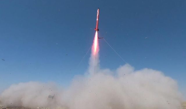 TEKNOFEST’te roketler gökyüzüne yükseldi