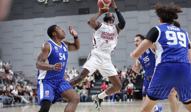 Gaziantep Basketbol Evinde Fark Attı
