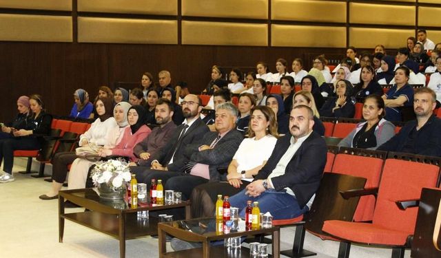 GAÜN Hastanesi’nde anne sütünün önemi ele alındı