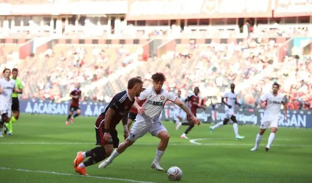 Gaziantep FK evinde dağıldı
