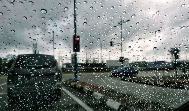 Meteoroloji uyardı: Çok sayıda ilde kuvvetli yağış