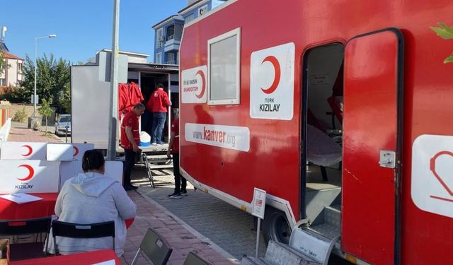 Öğrenciler harekete geçti, veliler kan bağışladı