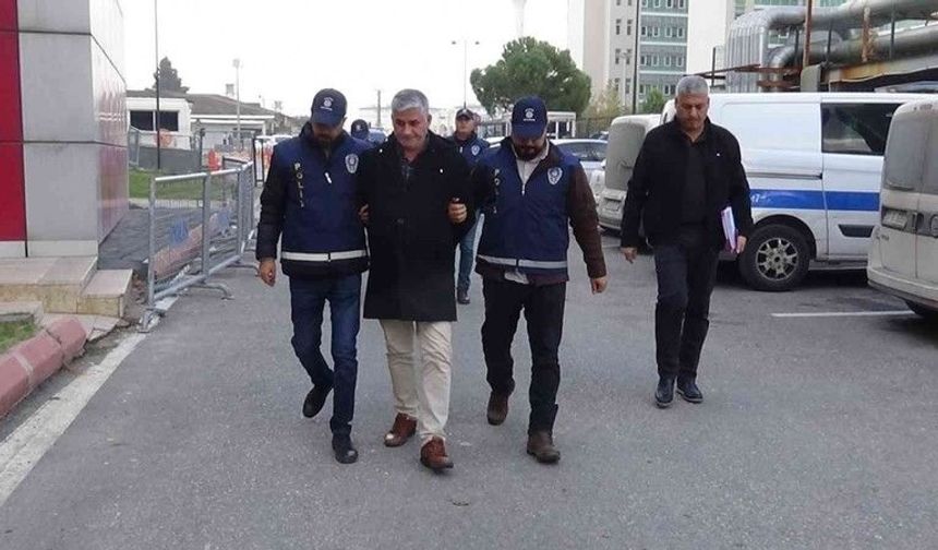 Sokak ortasında eşini öldüren eski polis tutuklandı