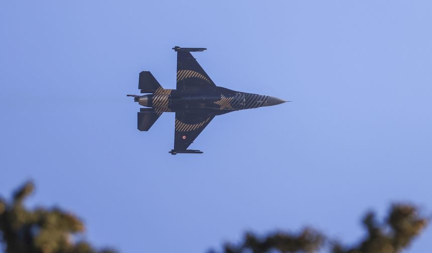 SOLOTÜRK'ün Gaziantep Semalarında Süzüldüğü Anlar Kameralara Böyle Yansıdı