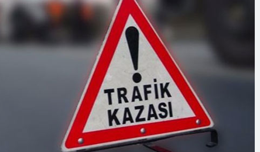 Gaziantep'te Faciadan Dönüldü! Kontrolden Çıkan Araç Tramvaya Çarptı