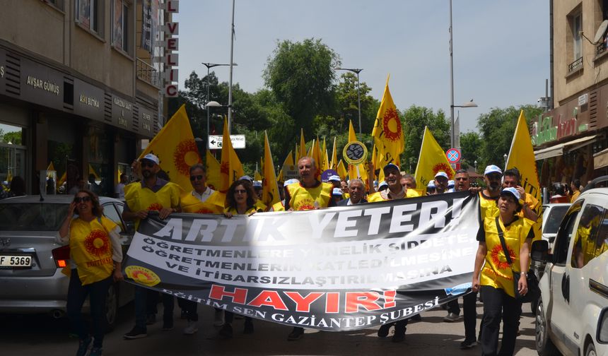 Gaziantep’te  Öğretmenler İsyan Etti