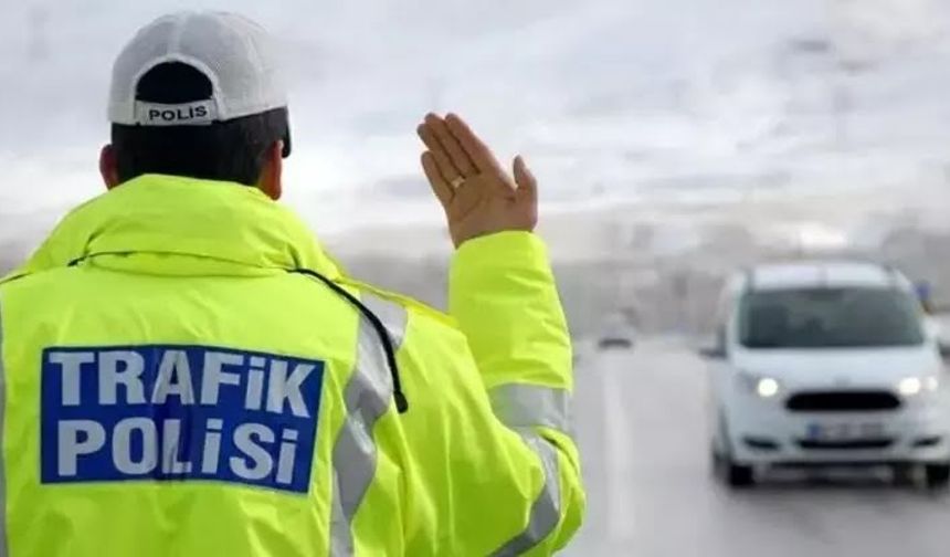 Trafikte yeni dönem! Eksik olanlara rekor ceza!