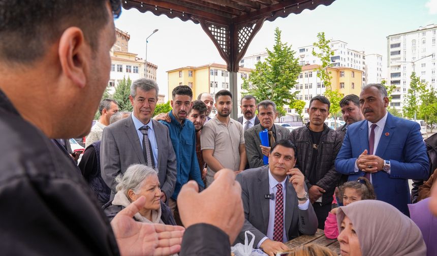 Umut Yılmaz Gaziantep’te Halkın Taleplerini Dinledi