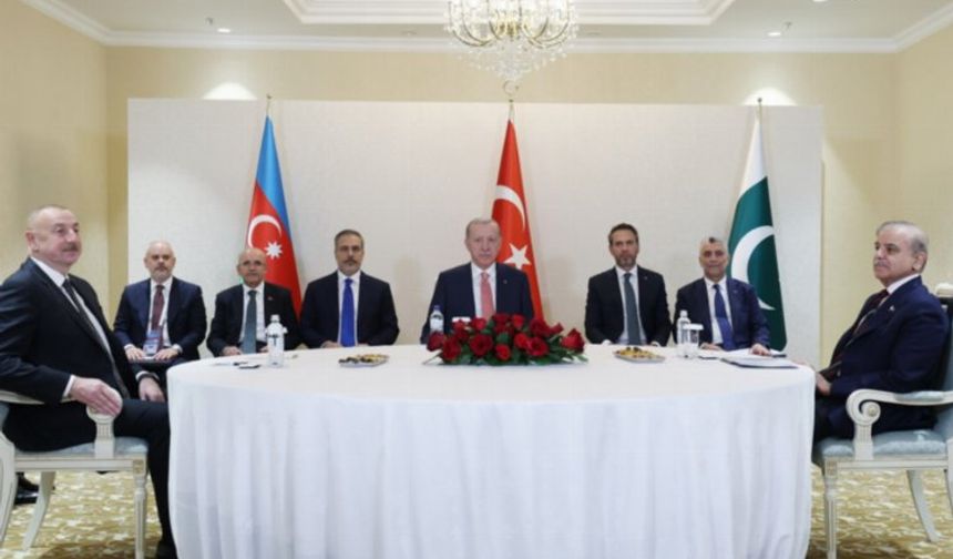 Astana'da üçlü toplantı yapıldı