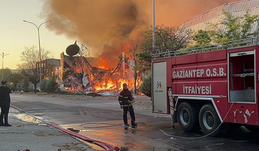 Halı Fabrikasında Yangın