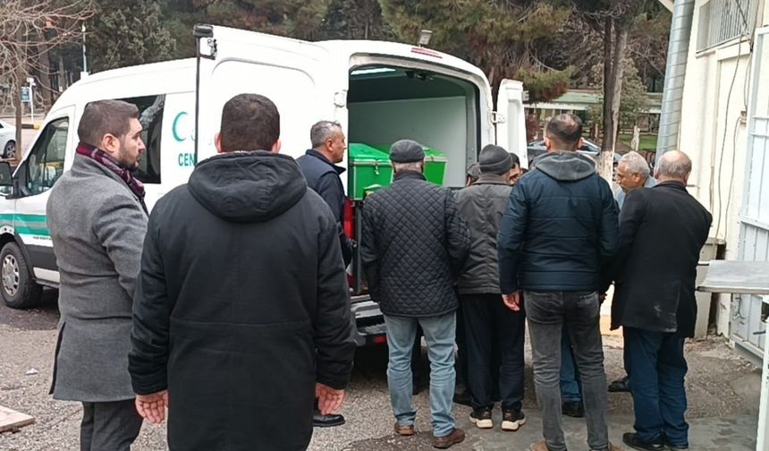 2 çocuğunun önünde karısını öldüren sanığın ilk duruşması görüldü