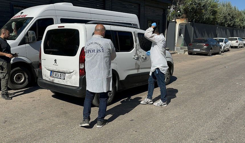 Gaziantep'te ellerinde silahla sokağa çıkıp husumetlilerini tehdit eden şahıslar yakalandı