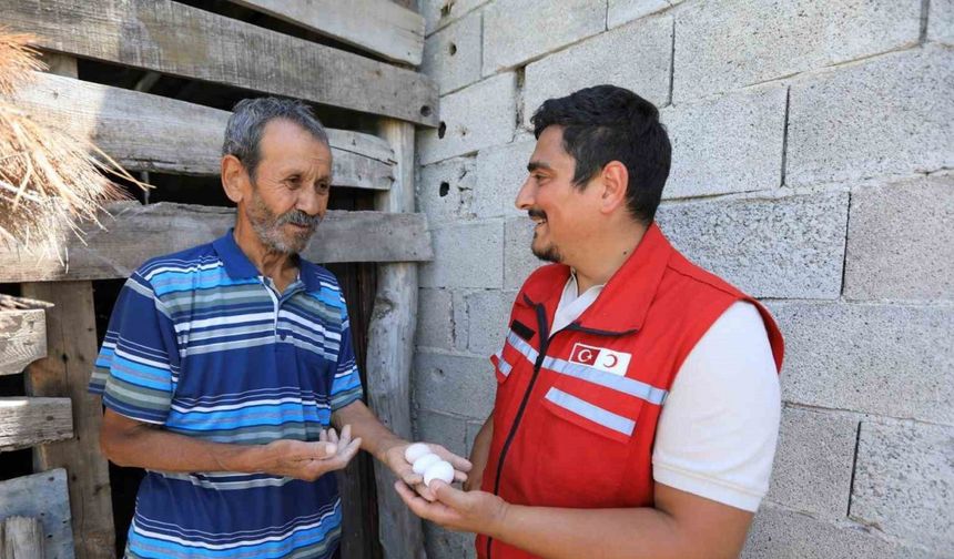 Türk Kızılay’dan depremden etkilenen çiftçiye destek