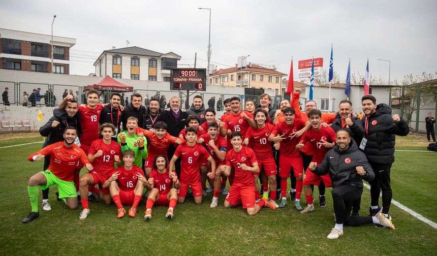 U18 Milli takımdan süper sonuç