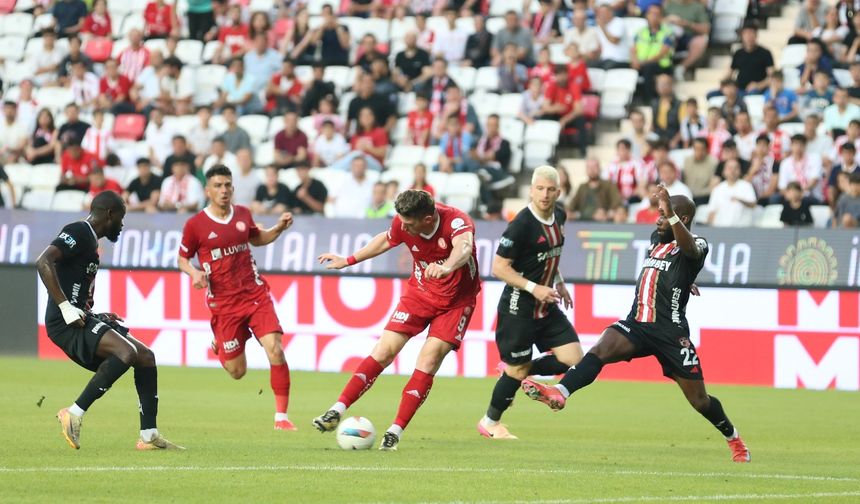 Antalya’da Kaybeden Yok
