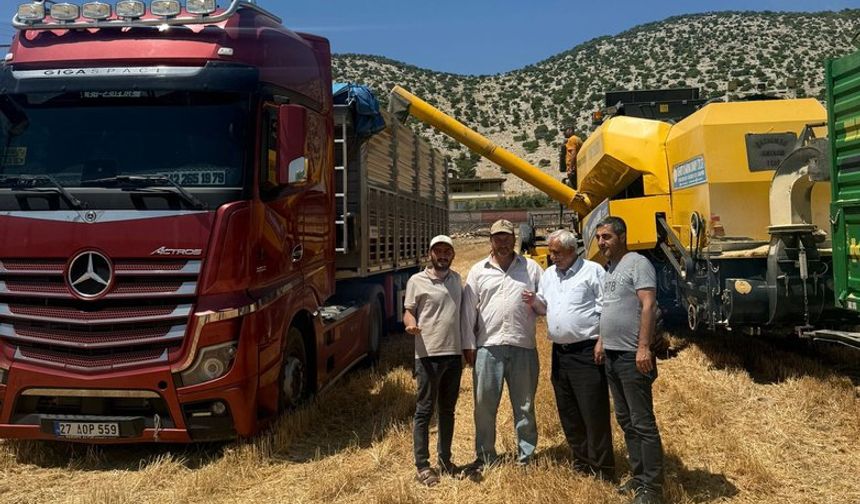 Gaziantep’te İlk Buğday Hasadına Ödül