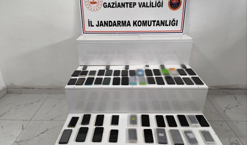 Gaziantep'te Kaçak Elektronik Eşya Deposu Çökertildi!