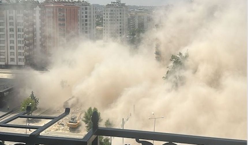 Ne Güvenlik Ne İzin: Bu Nasıl Yıkım?