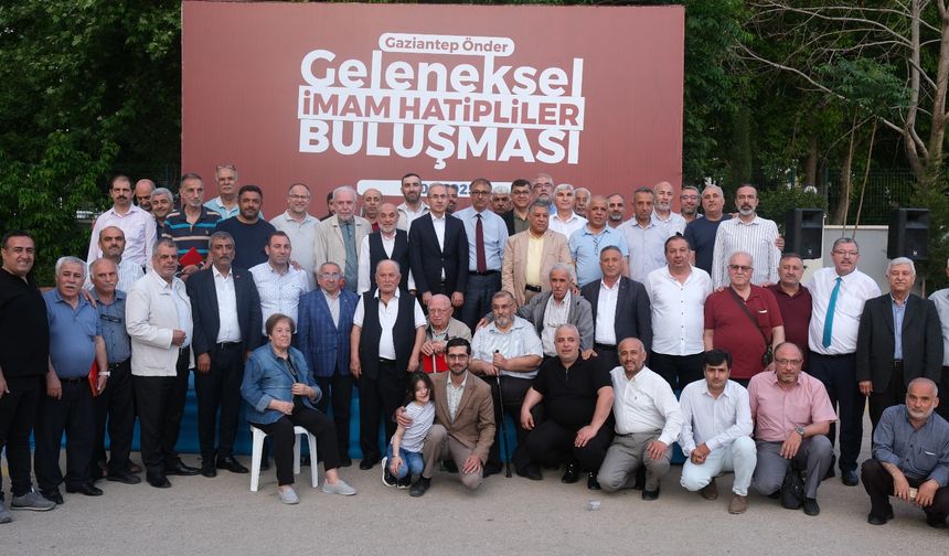 İmam Hatip Mezunları Gaziantep’te Tek Yürek Oldu!