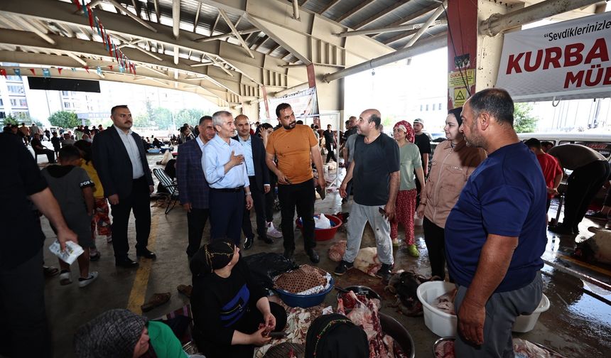 Tahmazoğlu'ndan Kurban Kesim Alanlarına Ziyaret!