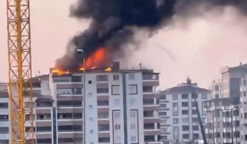 Gaziantep’te Korkutan Yangın! Ekipler Teyakkuza Geçti