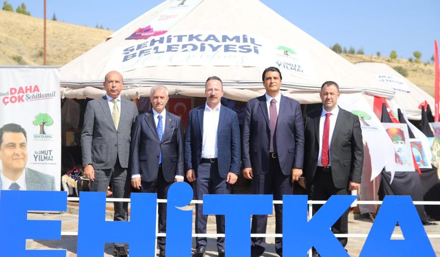 Umut Yılmaz’dan Ahlat’ta Kritik Görüşmeler