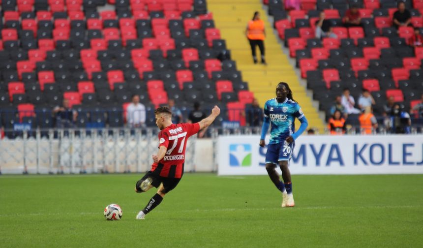 Gaziantep’te Devrenin Galibi Samsunspor